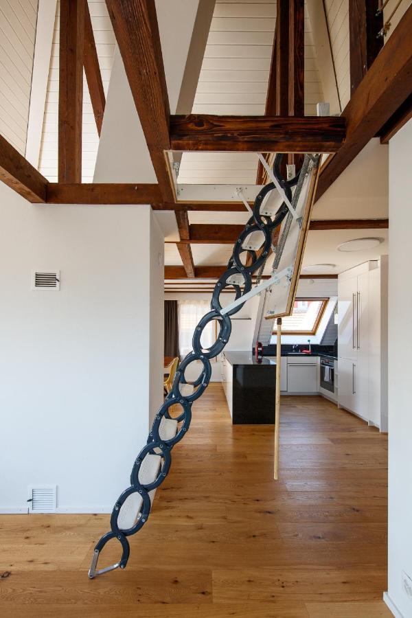 Berg & Berg Apartments - Spiez Self-Check-In エクステリア 写真