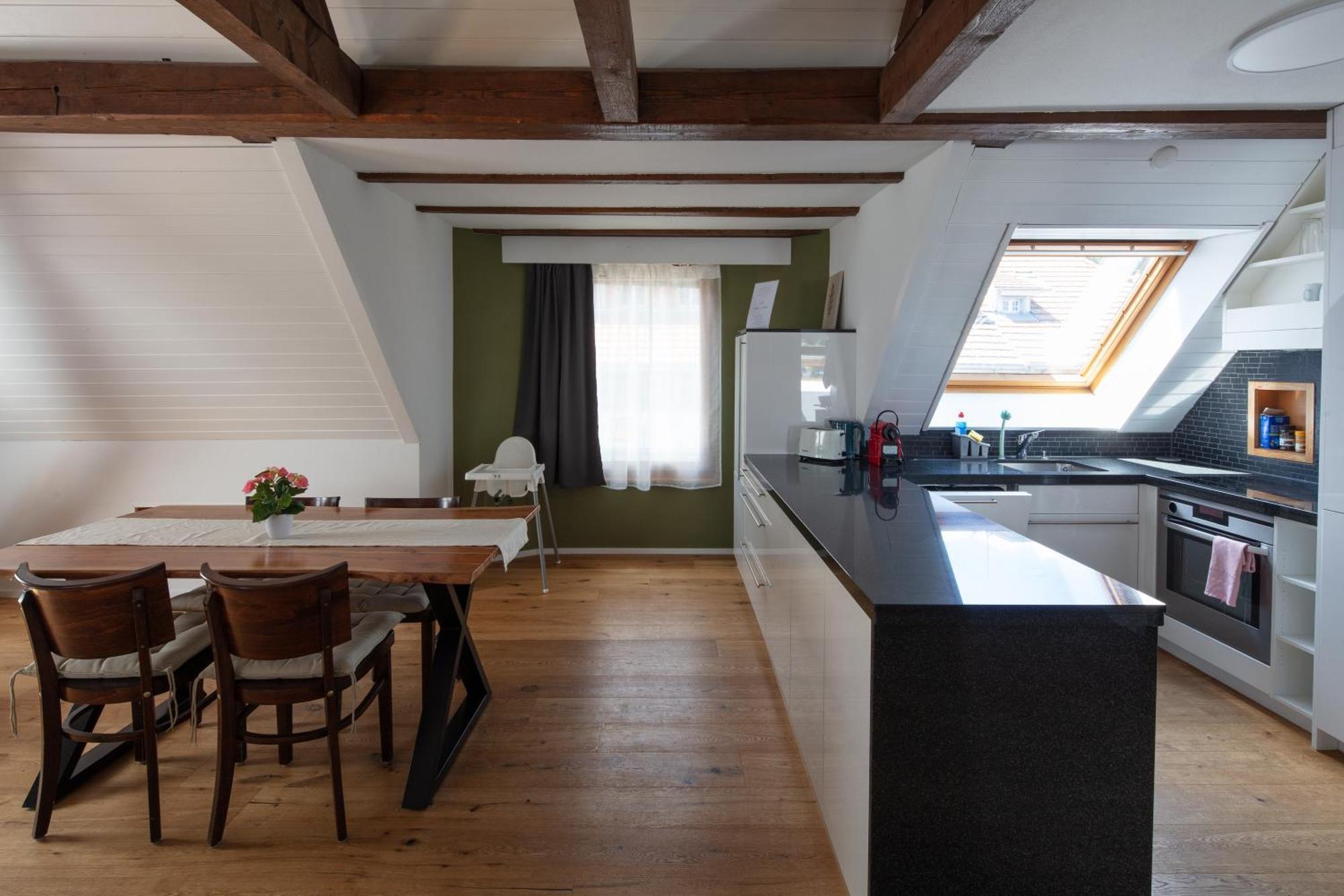 Berg & Berg Apartments - Spiez Self-Check-In エクステリア 写真