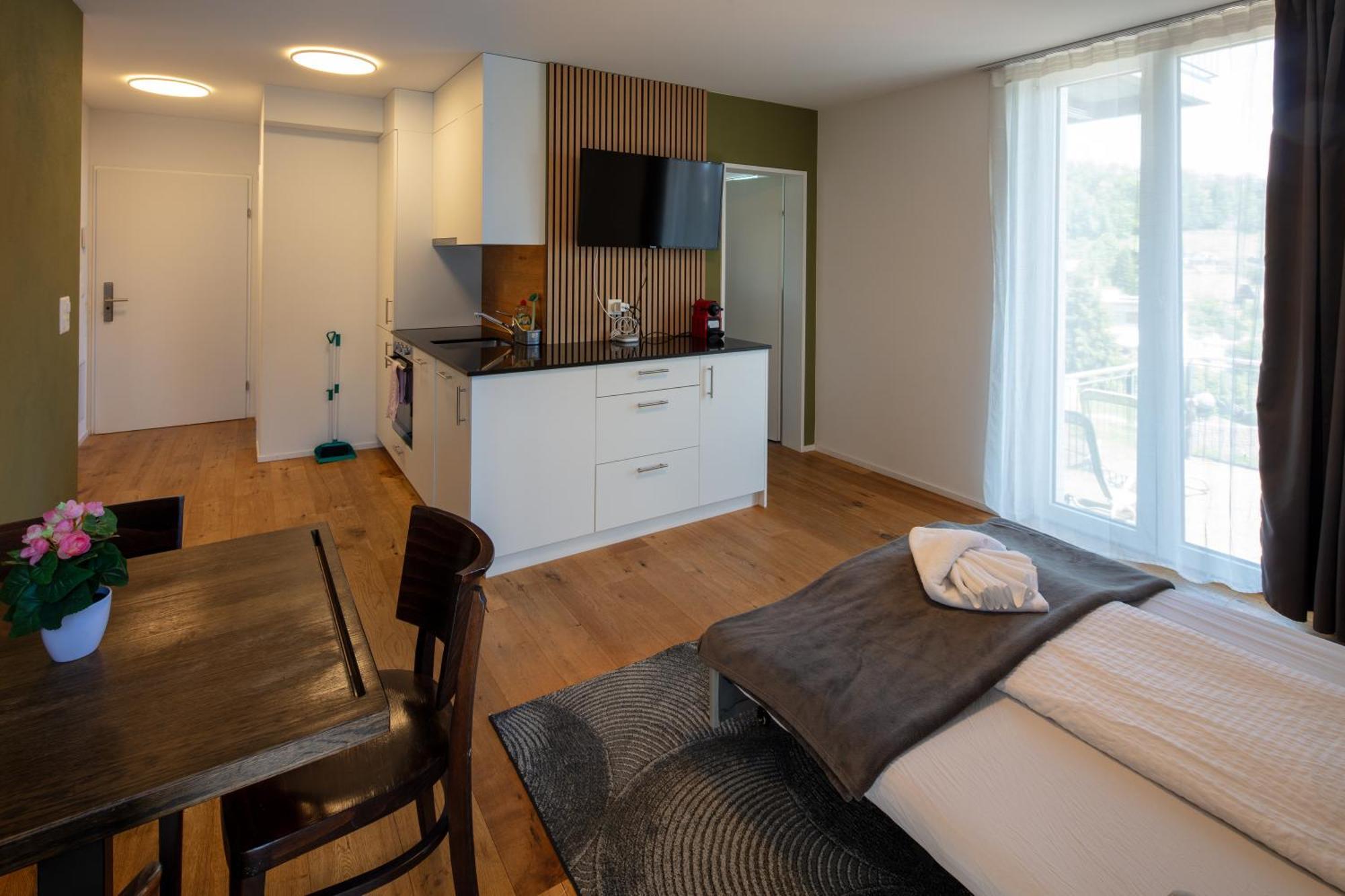Berg & Berg Apartments - Spiez Self-Check-In エクステリア 写真